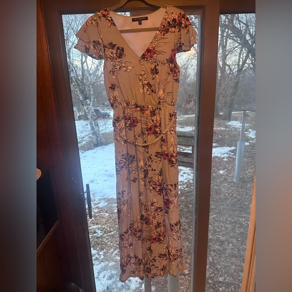 Tie Waist Cap Sleeve Floral Light Blue Dress Size Small - Picture 3 of 7